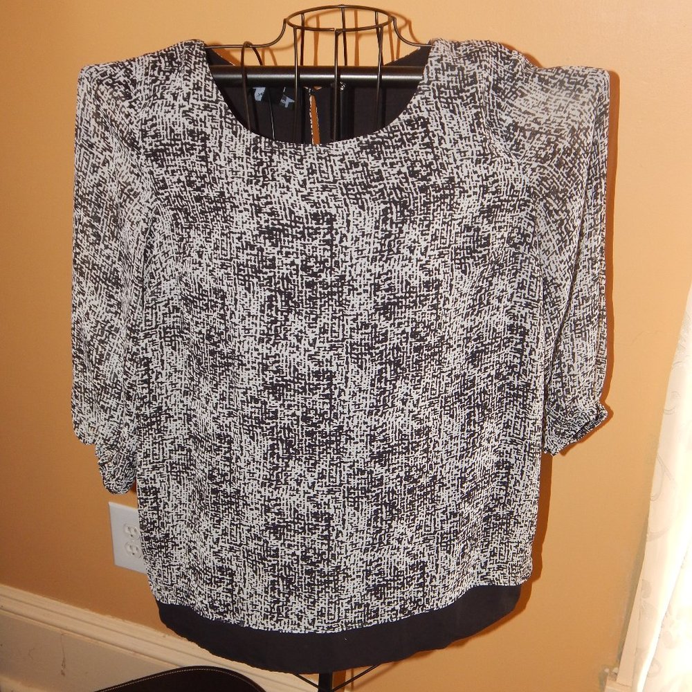 Ladies AB Studio Blouse - Size L - Black and White - Layered look